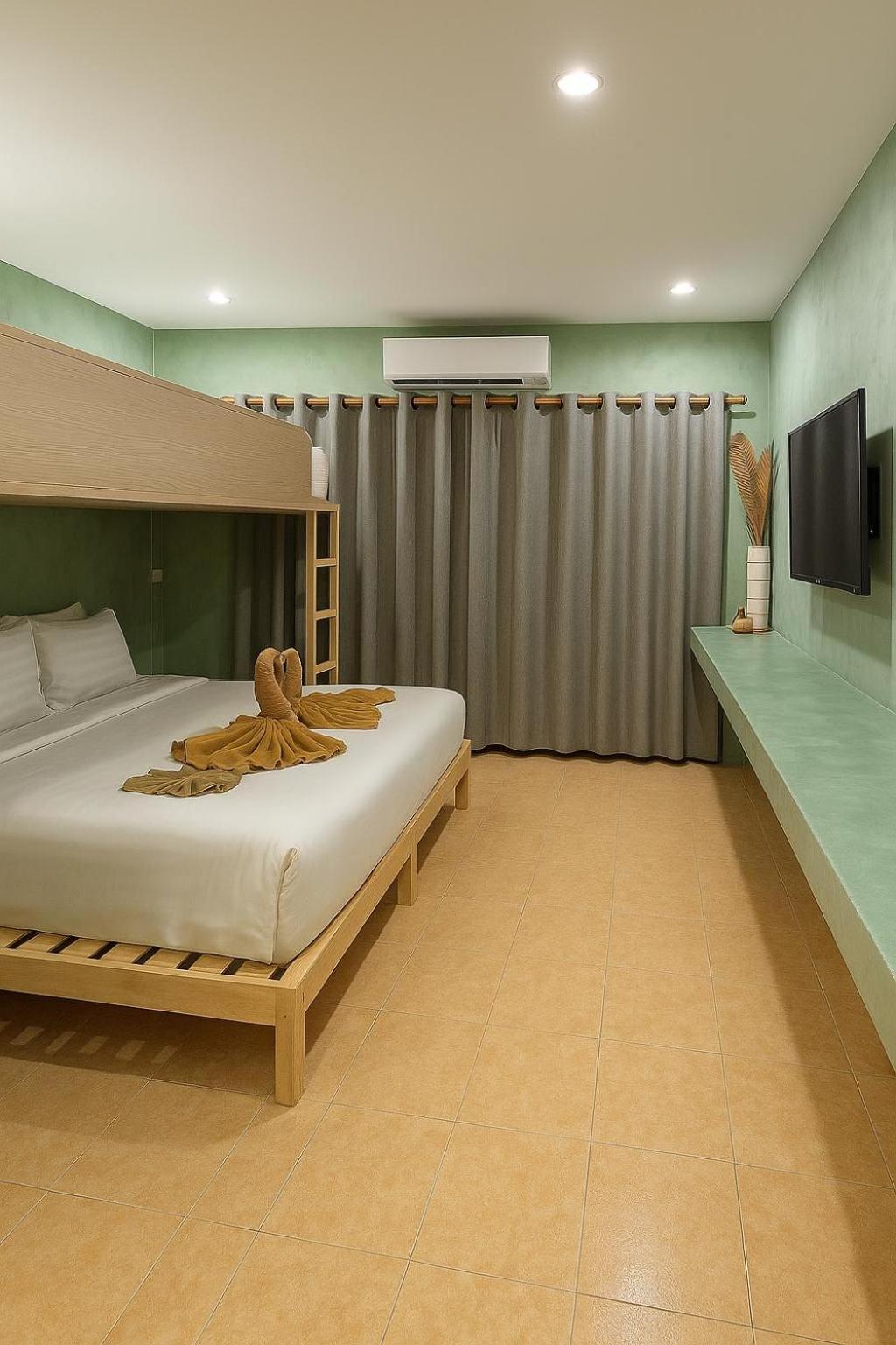 Khách sạn Casa Solana Patong